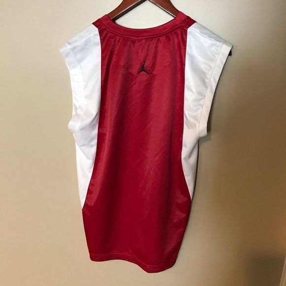 Jordan Jersey Tank RN# 61917 CA# 18702 Red and white basketball jersey revolve - Picture 3 of 6